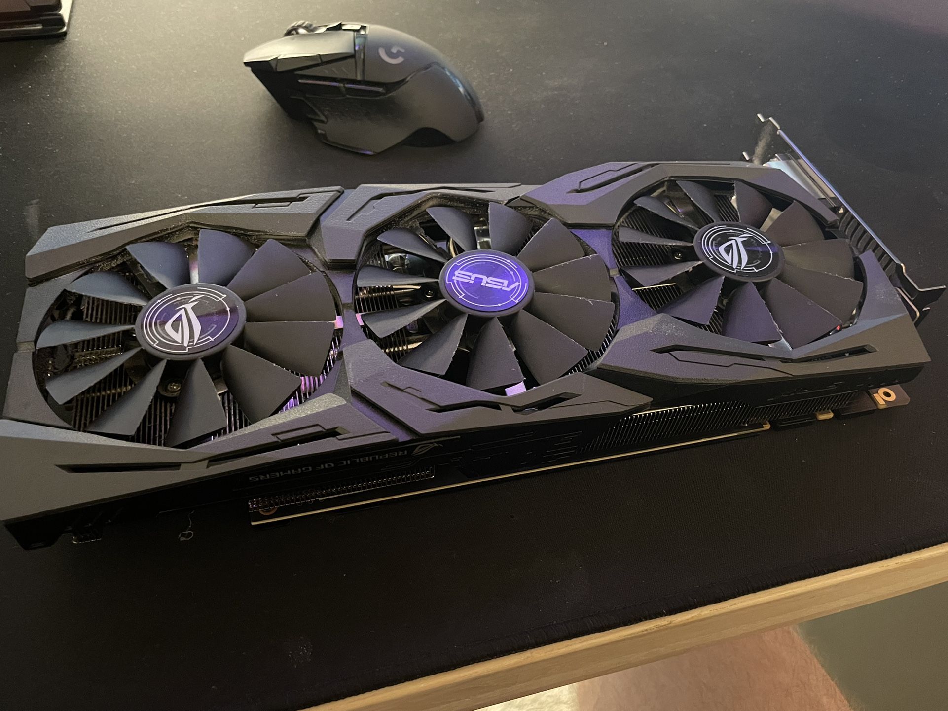Asus Rog Strix 1080 GPU