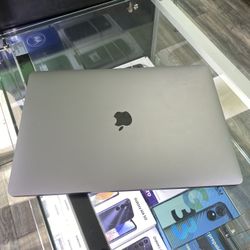 MacBook Pro 2019. 16GB Ram 