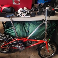 Dahon folding 3 speed bike with 16" wheels Excellent
100$
Pick up Mesa Higley and University