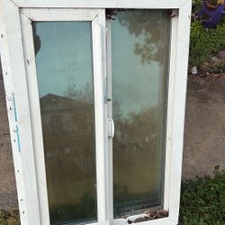 Vinyl Sliding Window White 23” 1/2 X 35 1/2”