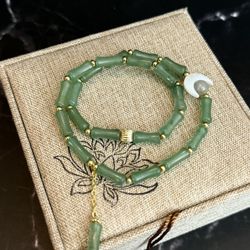jade bracelet