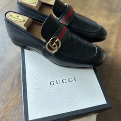 Gucci Nero Loafers - Size 9 