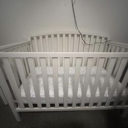 Infant-toddler Crib