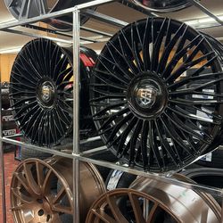 Staggered 22” TIS 5x115 5x120 