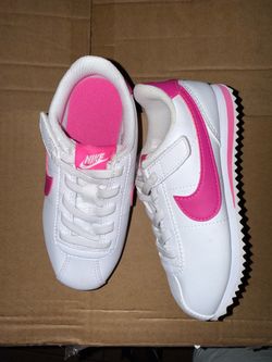Little girl Nike Cortez’s sz 10c