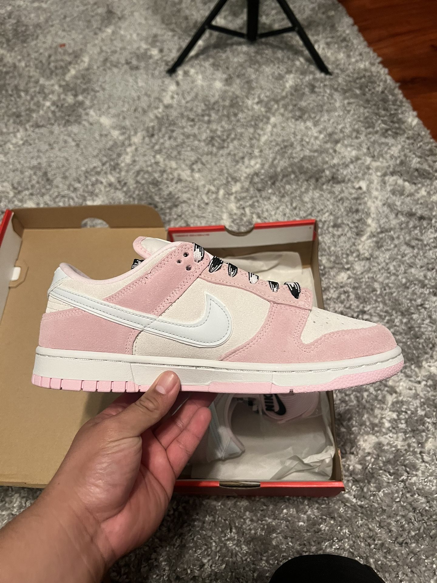 Dunk low LX ‘Pink Foam’ Size 10