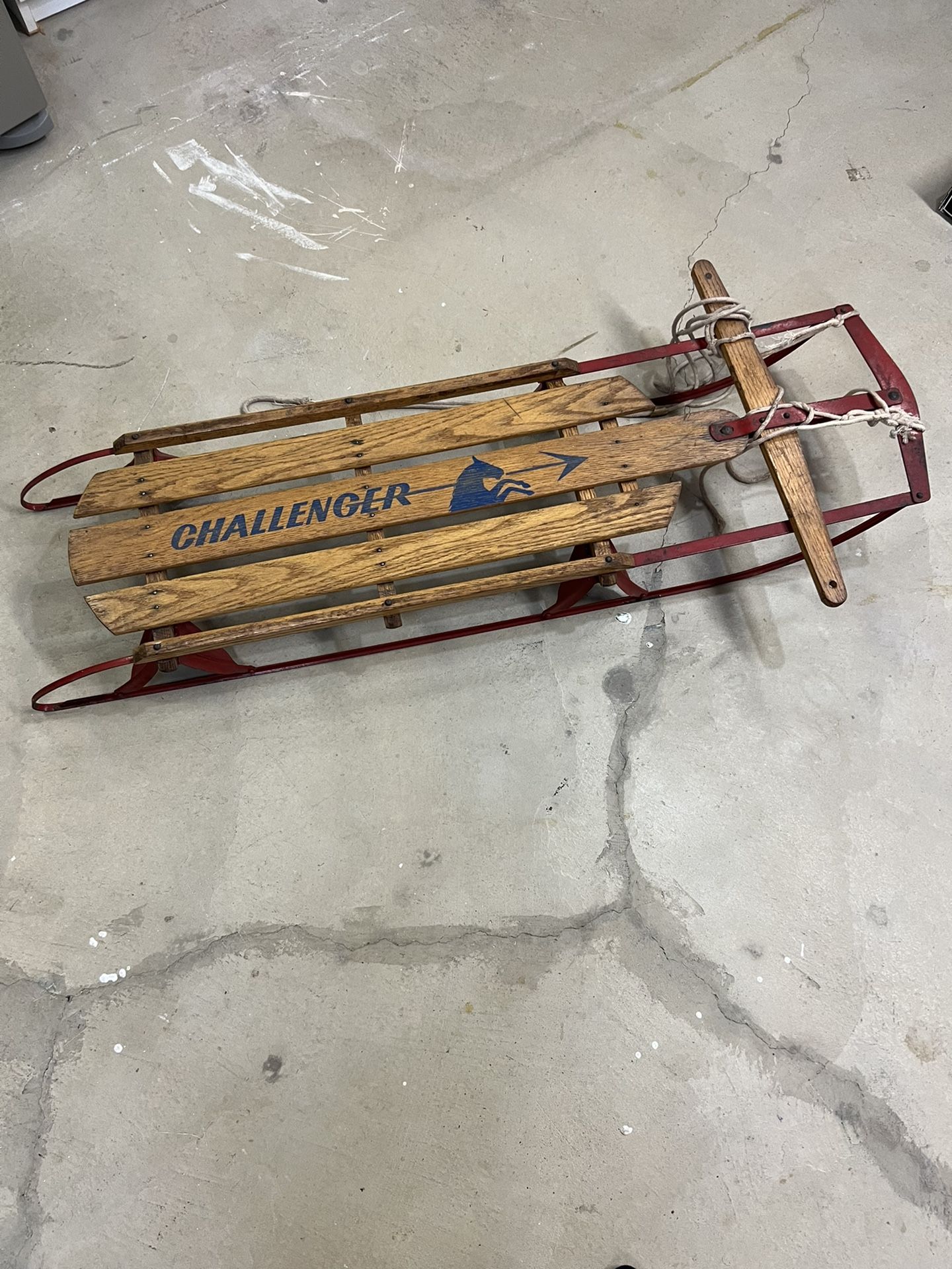 Vintage Sleigh - Challenger