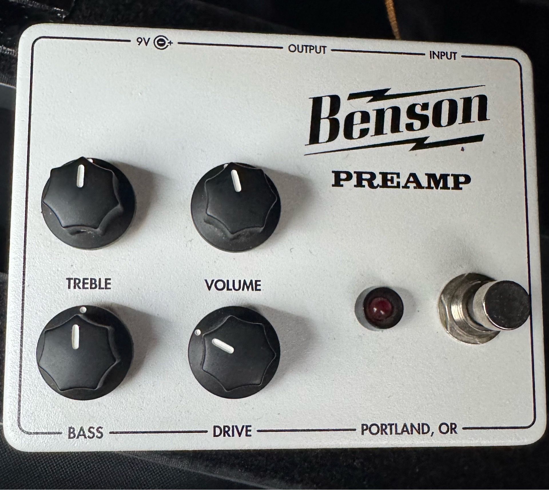 Classic Benson Preamp – White/Black (Excellent Condition)