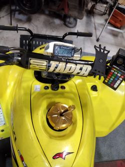 Suzuki LT 250 With Resehitch Hour Meter RPM Gauge Rock Lights