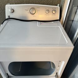 Kenmore Washer and Dyer Set