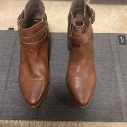 9 Boots 