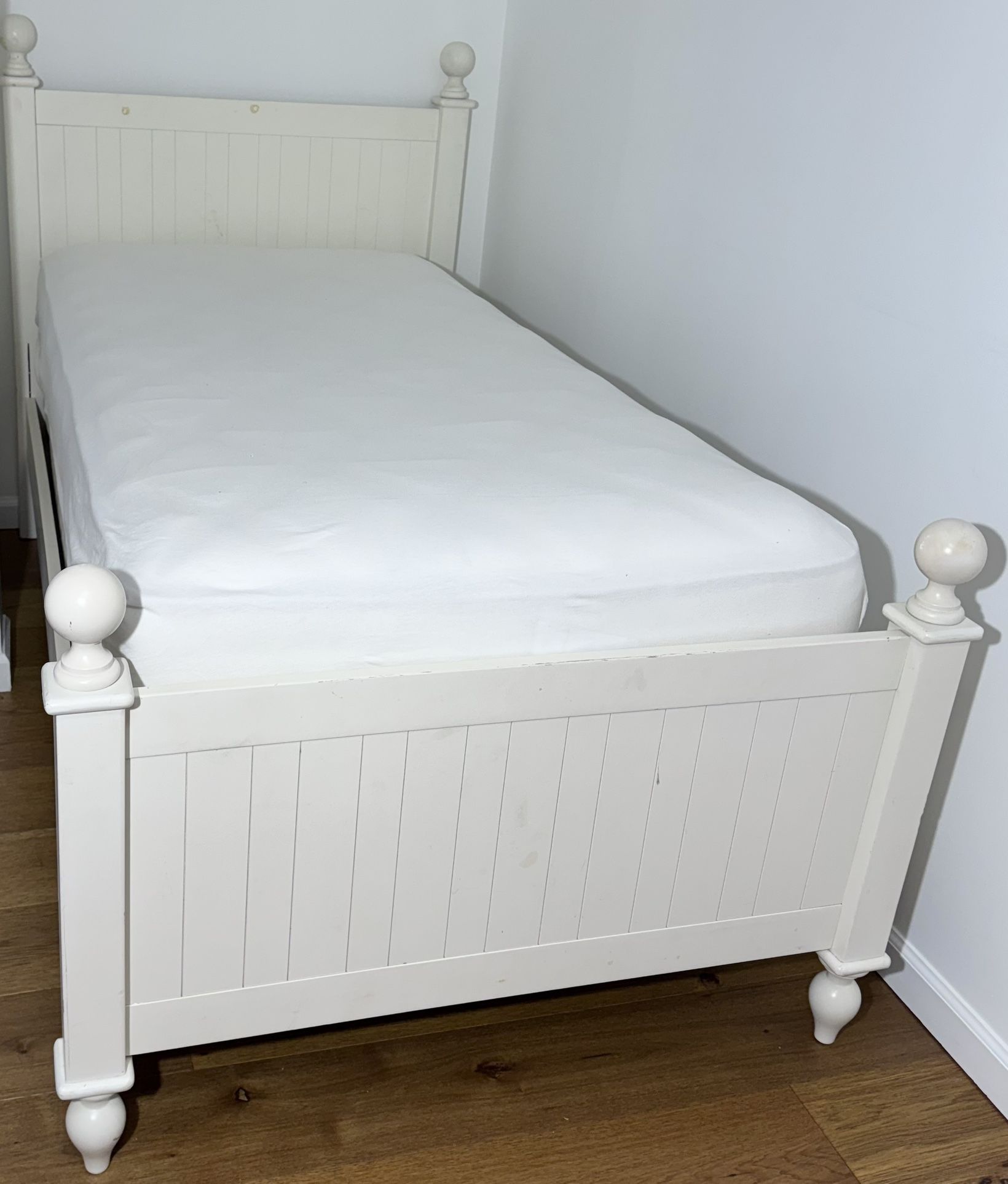 Bed Twin