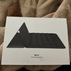iPad Smart Keyboard 