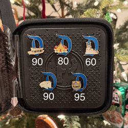 Disney 70th Anniversary Key To Disneyland Gold Glitter D Pins