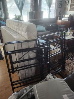 Foldable twin beds