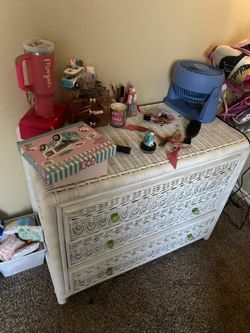 Dresser