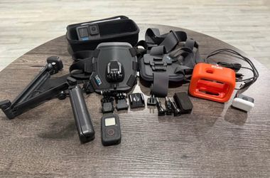 GoPro Hero11 Black + accessories