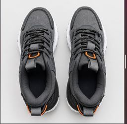 Stylish Men’s Sneakers