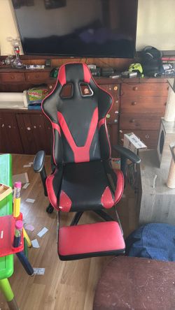 Black and Red Gaming Chair with Footrest