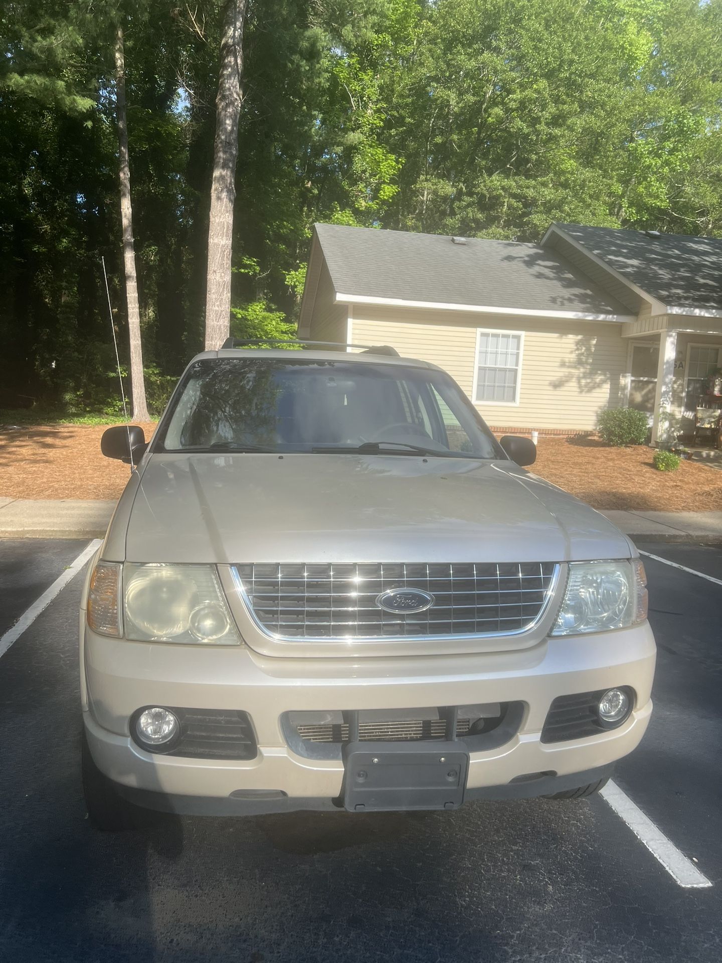 2004 Ford Explorer