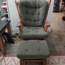 Newport Wingback Glider Rocking Chair With Ottoman 
