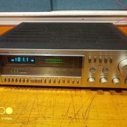 Realistic STA 2290 Receiver Monster 90 Watts per channel RARE 