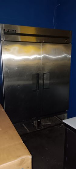 True 2-Door Commercial Stainless Steel Refrigerator