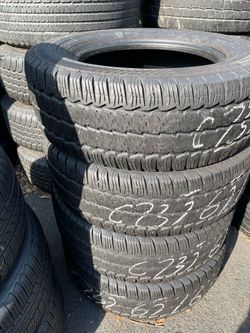 235/65R16C Continental 235/65/16 C set of 4 matching used tires in great condition 275$ for 4 tires plus tax. Mount available but not included. Wheel 