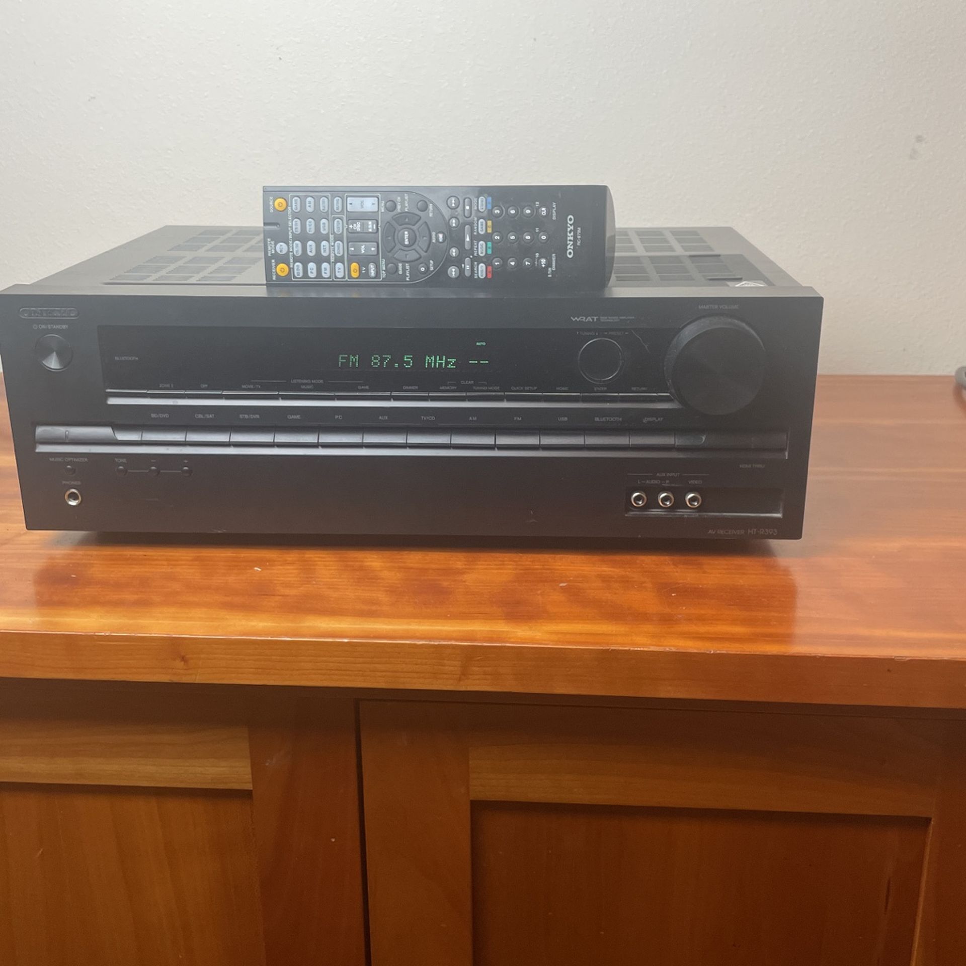 Onkyo HT-R393 5.1 AV Receiver