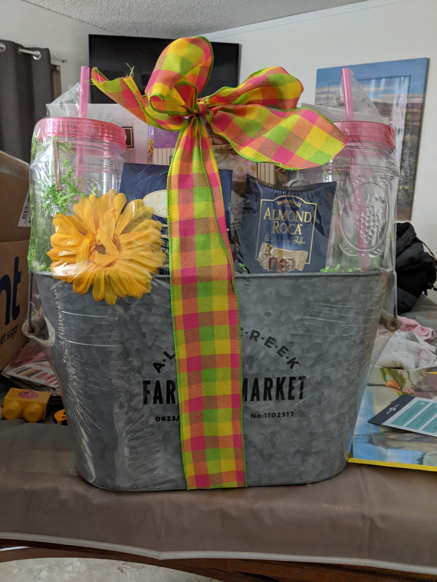 Gift basket Easter Mother's Day