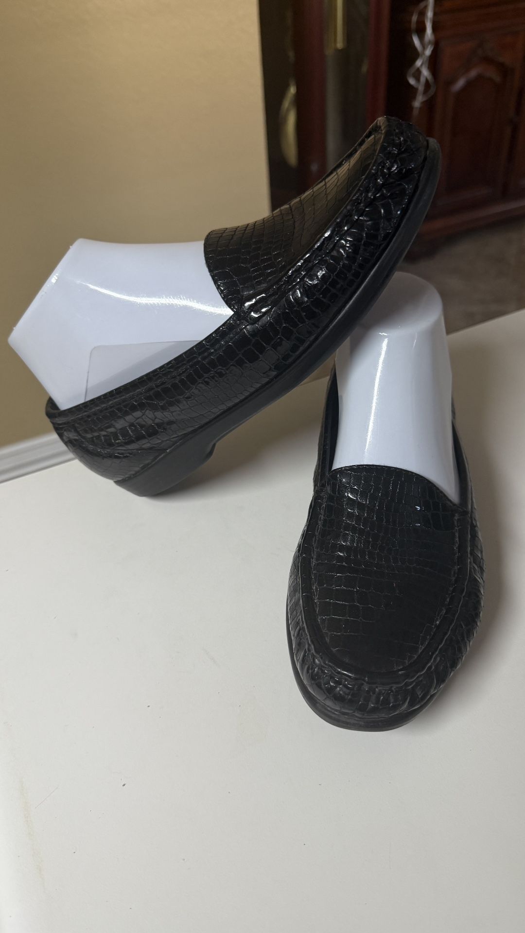 SAS Tripad Comfort Shoes Womens Simplify Loafers Black Leather Croc Print sz 7.5