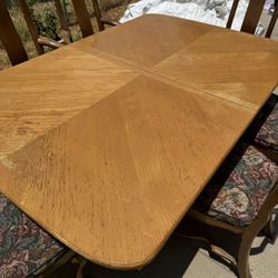 Table With Chairs 
