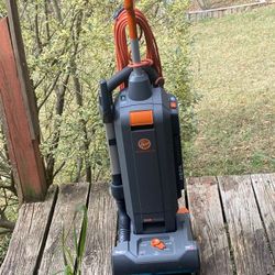 Hover Commercial Vacuum Cleaner 