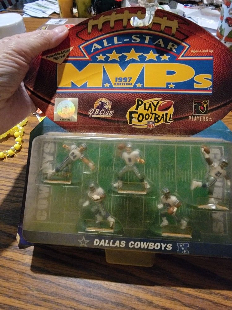 Dalls Cowboys Figures Collectable