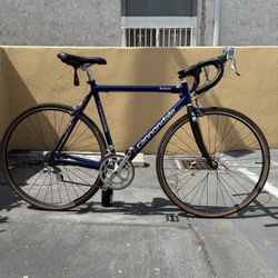 Cannondale R400 road bike
