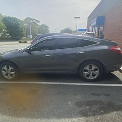 2010 Honda Cross tour AWD
