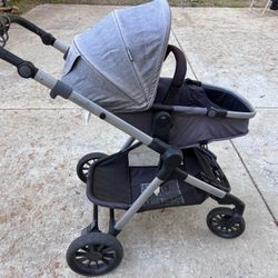 Evenflo Pivot Single Stroller. Includes cup holder and bag hooks! 