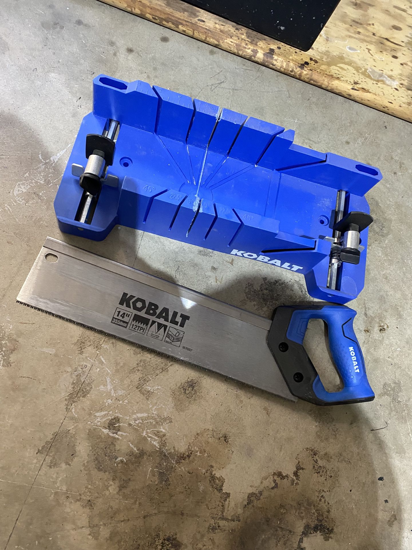 Kobalt Saw With Mitre Box