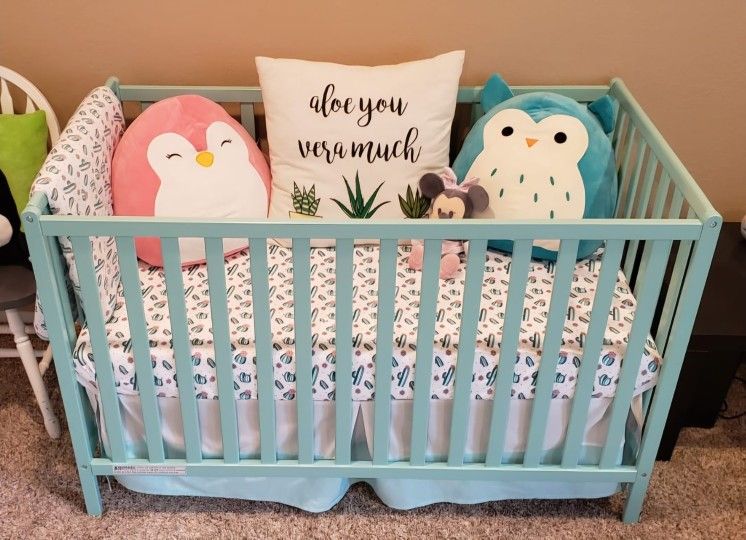 Baby Crib and Toddler Daybed