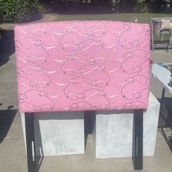 Twin Headboard 