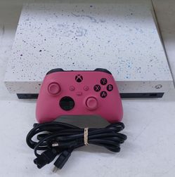 Microsoft Xbox One X (CGH048118)