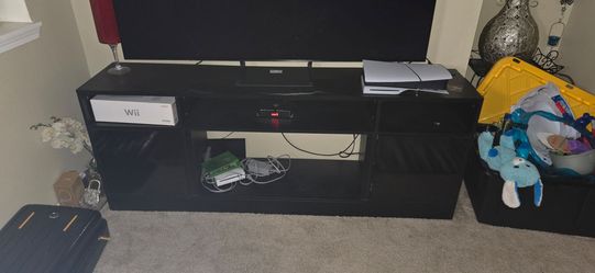 Black TV stand table