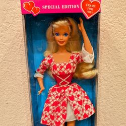 Valentine Sweetheart Barbie Doll 1996 NIB 14644 Vintage Mattel