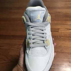 Air Jordan 4 Retro SE Size 7y