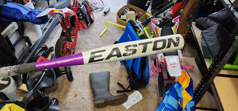 Easton Youth Softball Bat