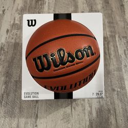 **BRAND NEW** Wilson Evolution Official Game Basketball, Size 7 - 29.5", Color Black 
