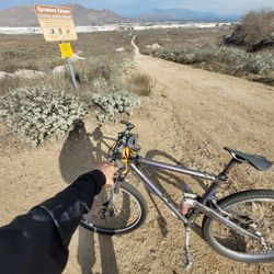 Trek 9200 Full Suspension Dual Suspension Mountain Bicycle