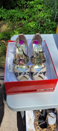 Guess Jacklyn Heels