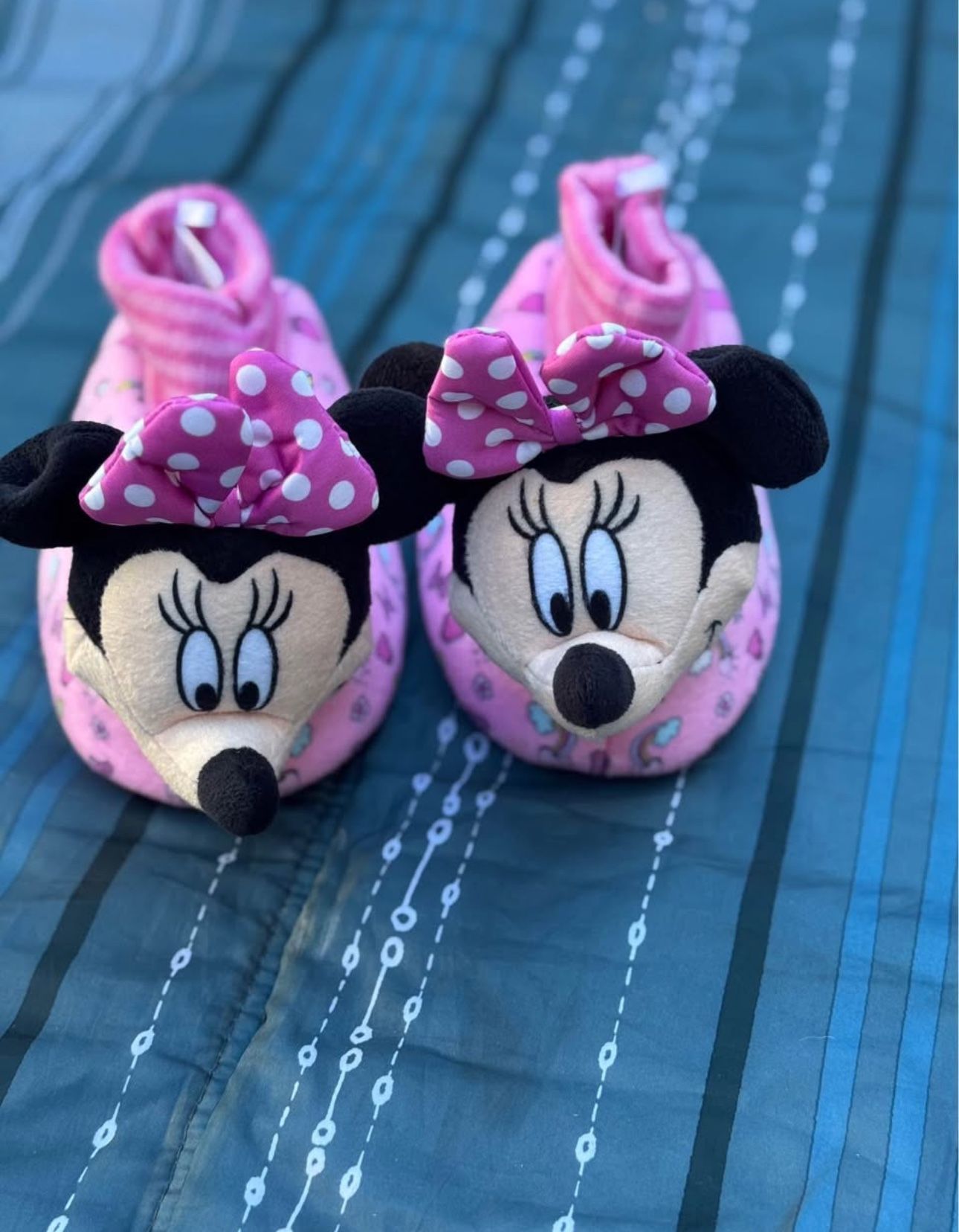Minnie Mouse Slippers New Without Tags $5