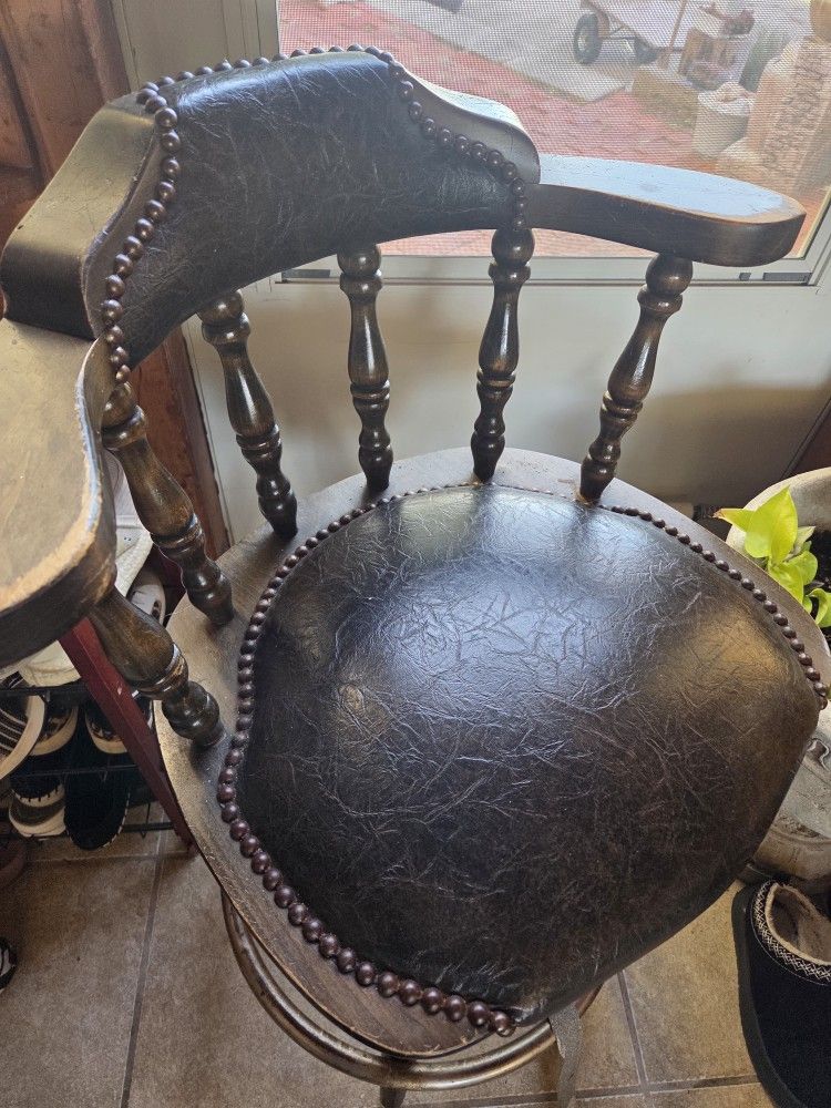 4 Original  Leather Vintage 70s Bar Stools 